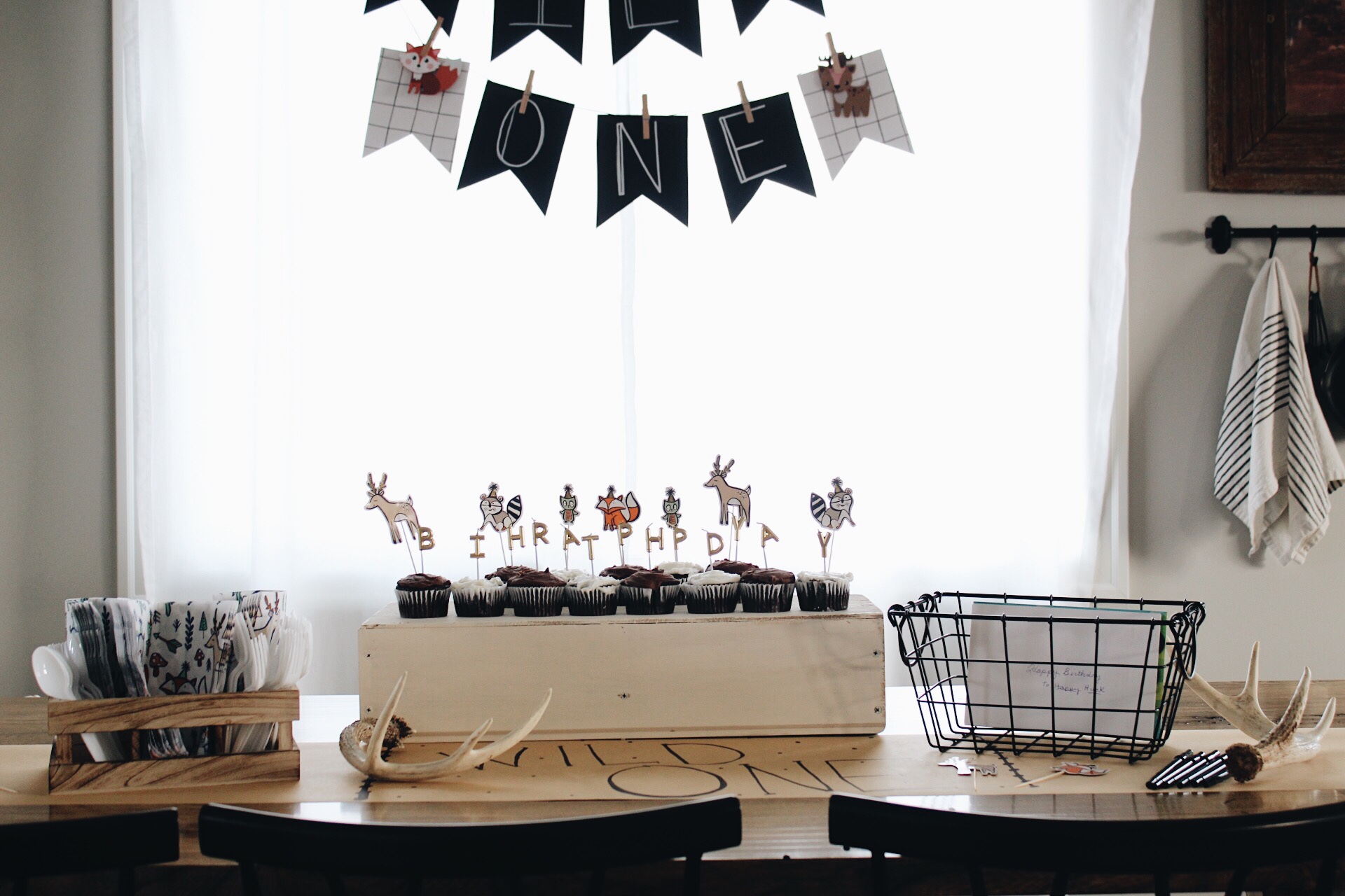 Black and White DIY Birthday decoration